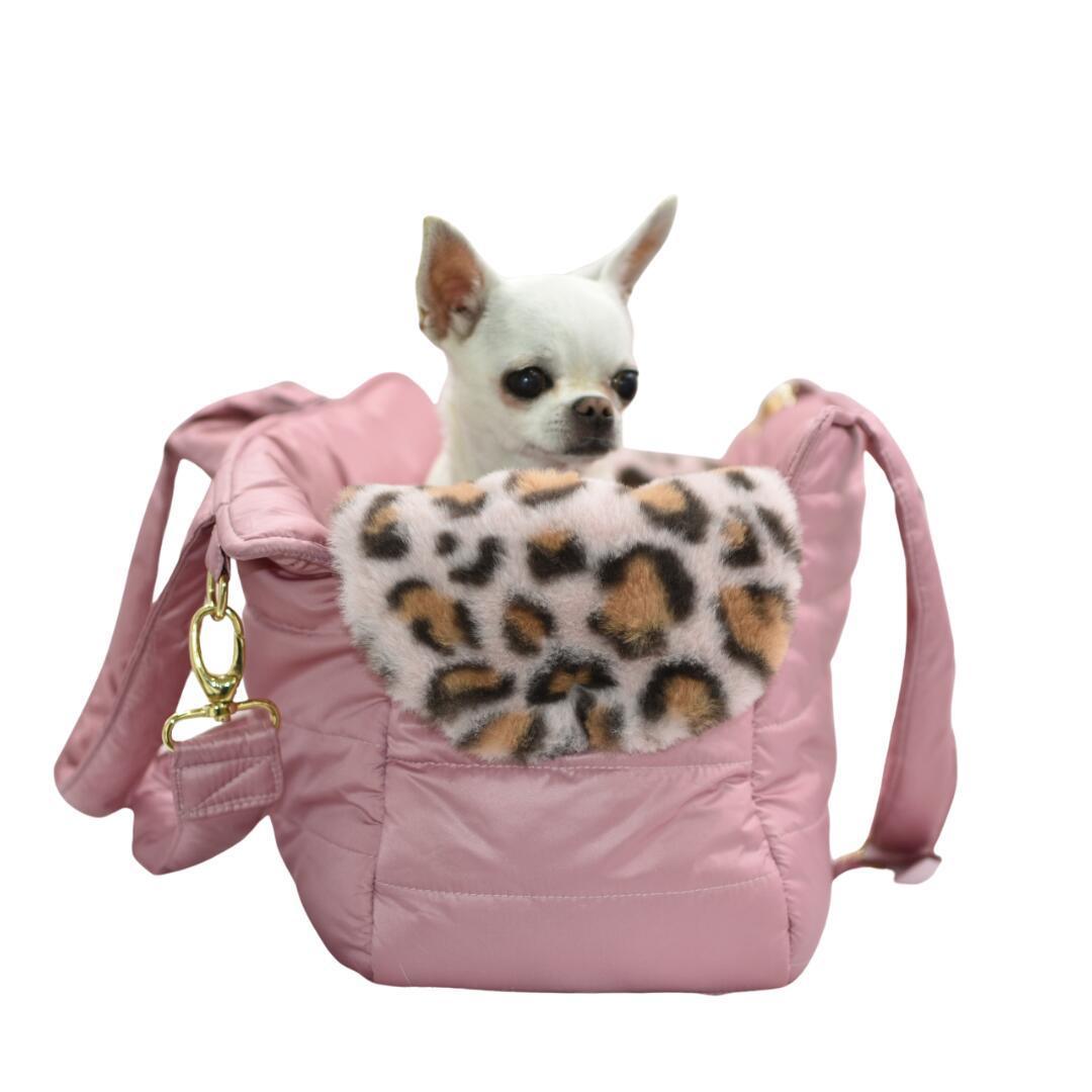 Tote Bag per cani rosa con modella